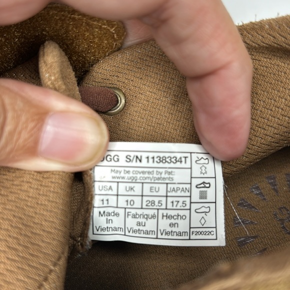 UGG Canoe Chukka Boots - Picture 12 of 14